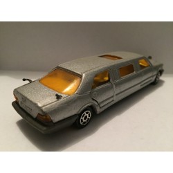 MERCEDES-BENZ Limousine N°326